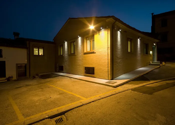 Semesterbostad Le Civette Morro dʼAlba